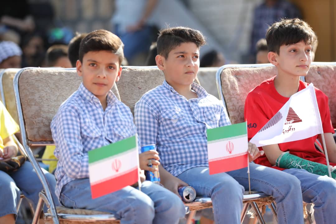 دومین همایش بزرگ دوقلوها و چندقلوهای سیرجانی برگزار شد