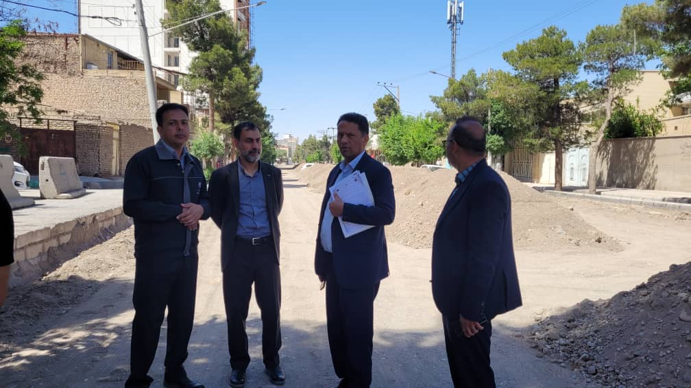 بازدید نماینده بازرسی کل استان کرمان از فعالیت‌های مشترک عمرانی شهرداری و گل‌گهر در سیرجان