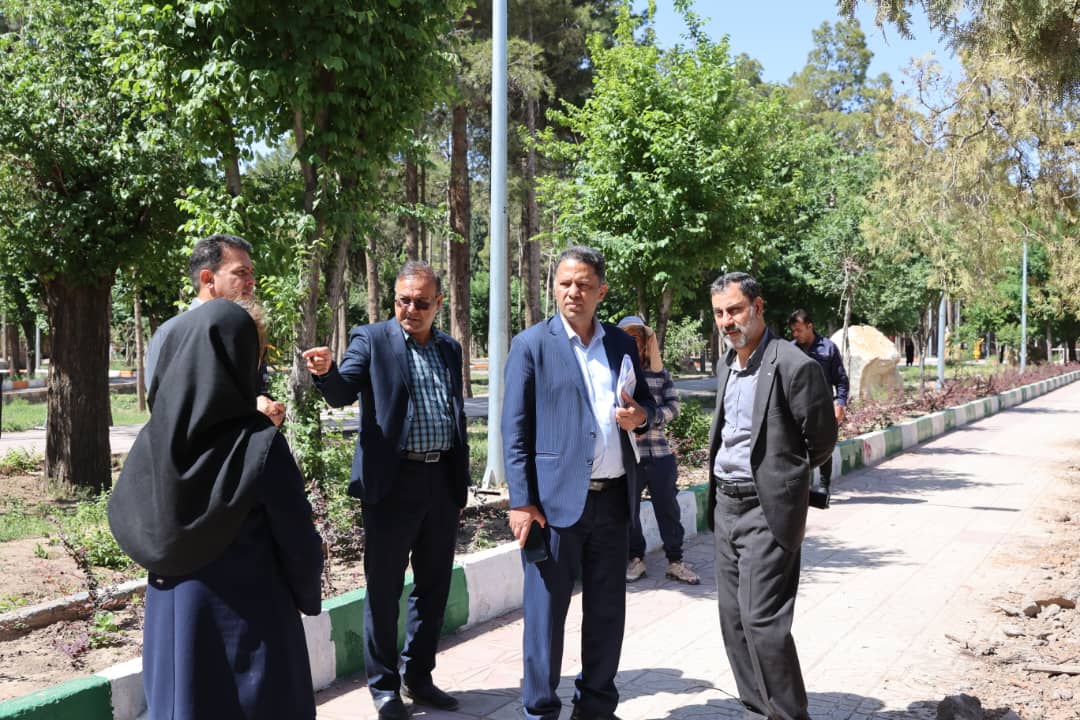 بازدید نماینده بازرسی کل استان کرمان از فعالیت‌های مشترک عمرانی شهرداری و گل‌گهر در سیرجان